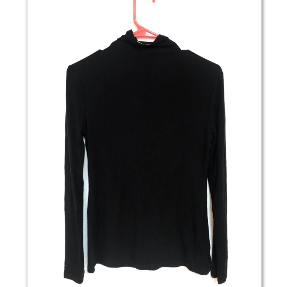 Black Turtle Neck